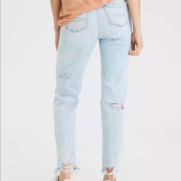 American Eagle High Waisted Stretch Mom Jean - Picture 2 of 6